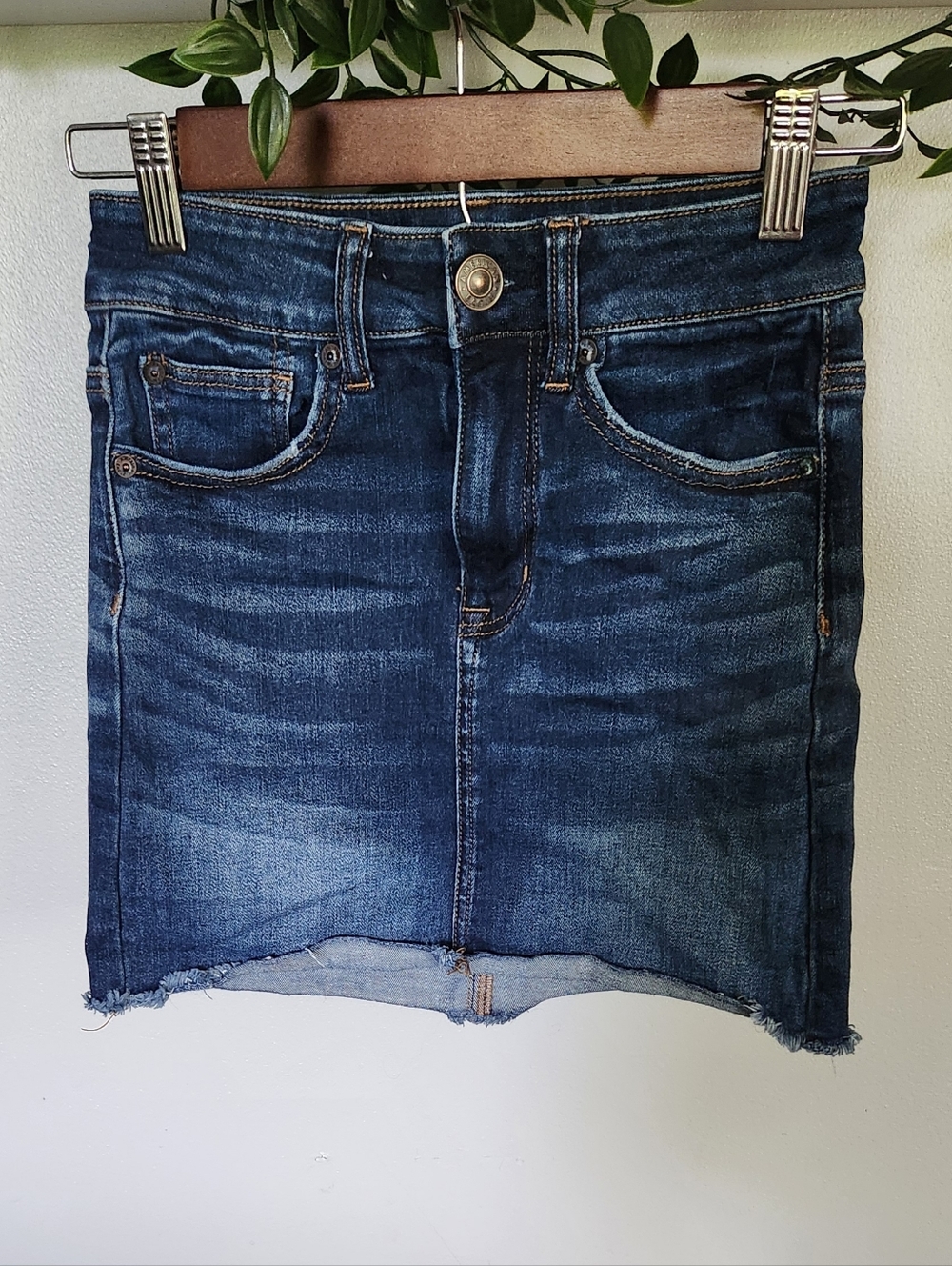 American Eagle Outfitters Dark Wash Raw Hem Denim Mini Skirt